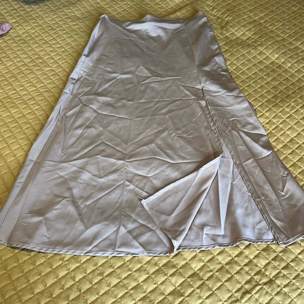 Satin long skirt side zip & side front slit